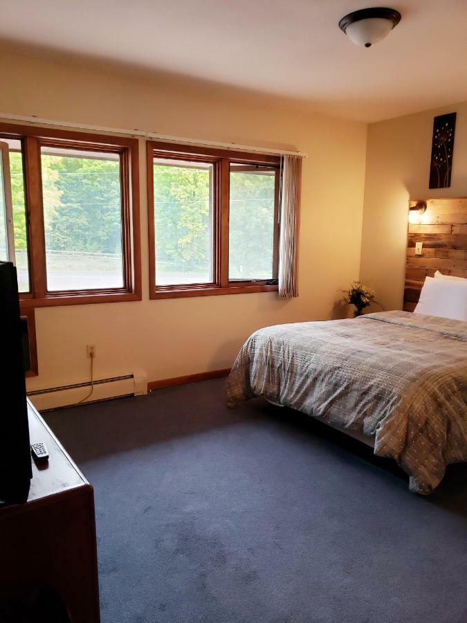 Locanda North Acres - Black River 2*